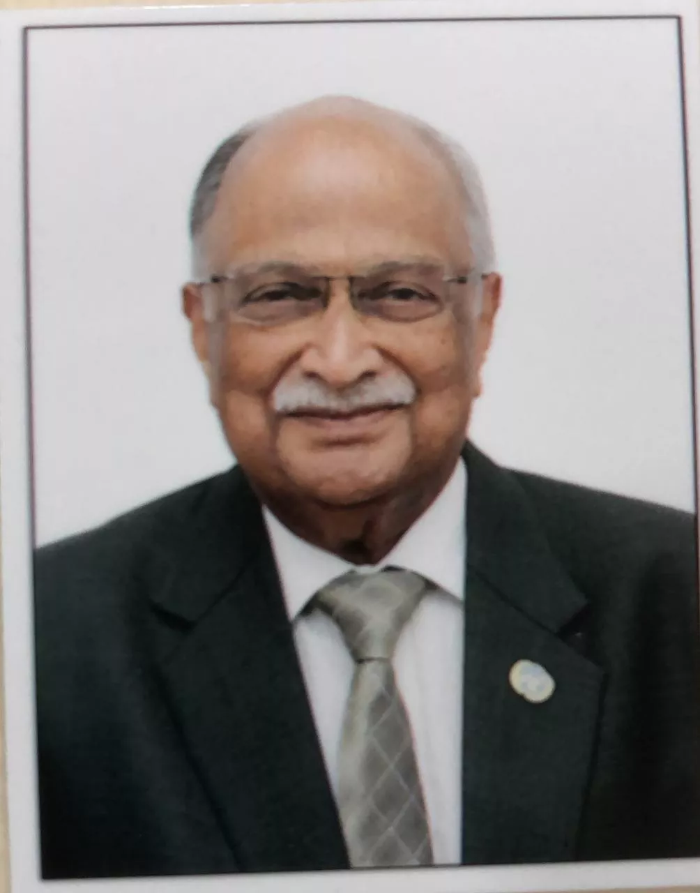 Dr. H. Paramesh
