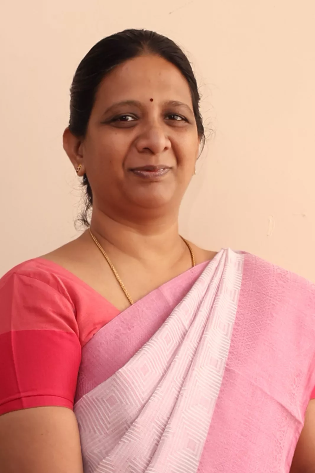 Dr Mahalakshmy T