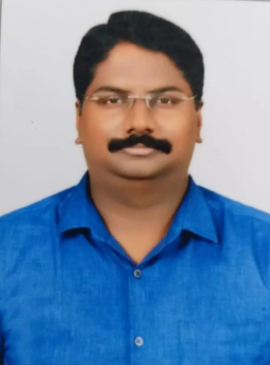 Dr. Saravanakumar P